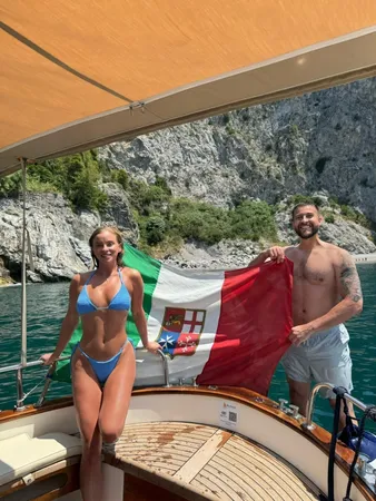 Amalfi Slide