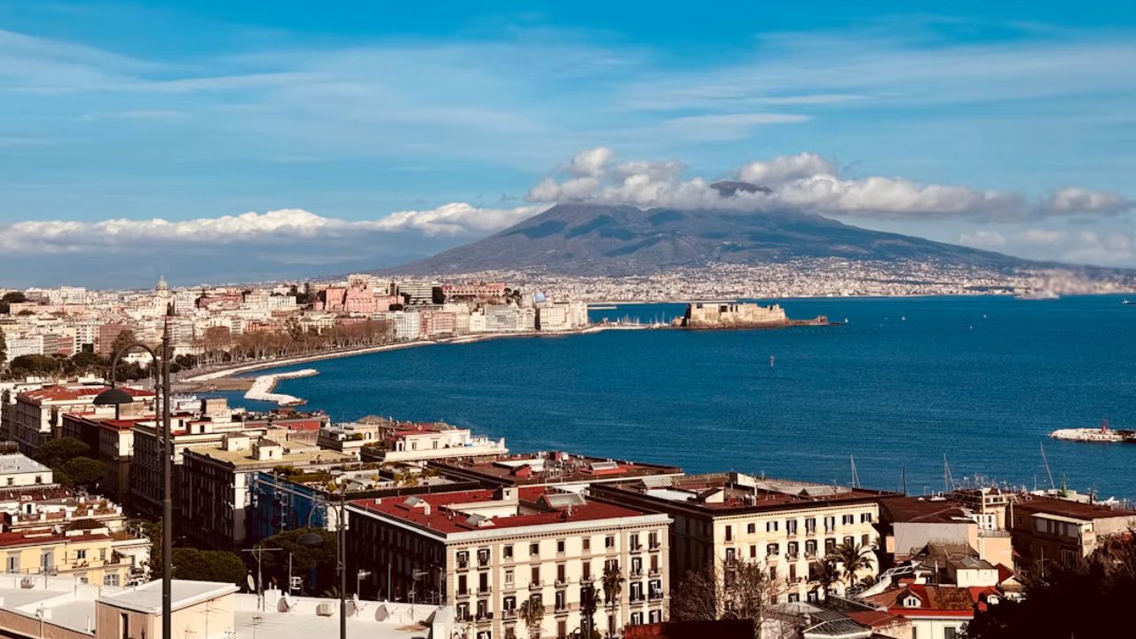 Naples day trips to the Amalfi Coast